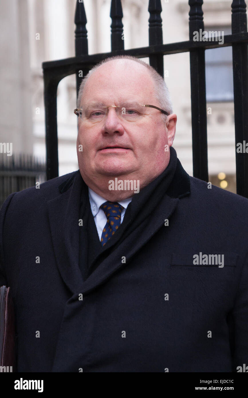 Londres, Royaume-Uni. 24 mars, 2015. Les membres du Cabinet se réunissent à Downing Street pour leur réunion hebdomadaire. Photo : Eric Pickles, Secrétaire Communautés Crédit : Paul Davey/Alamy Live News Banque D'Images