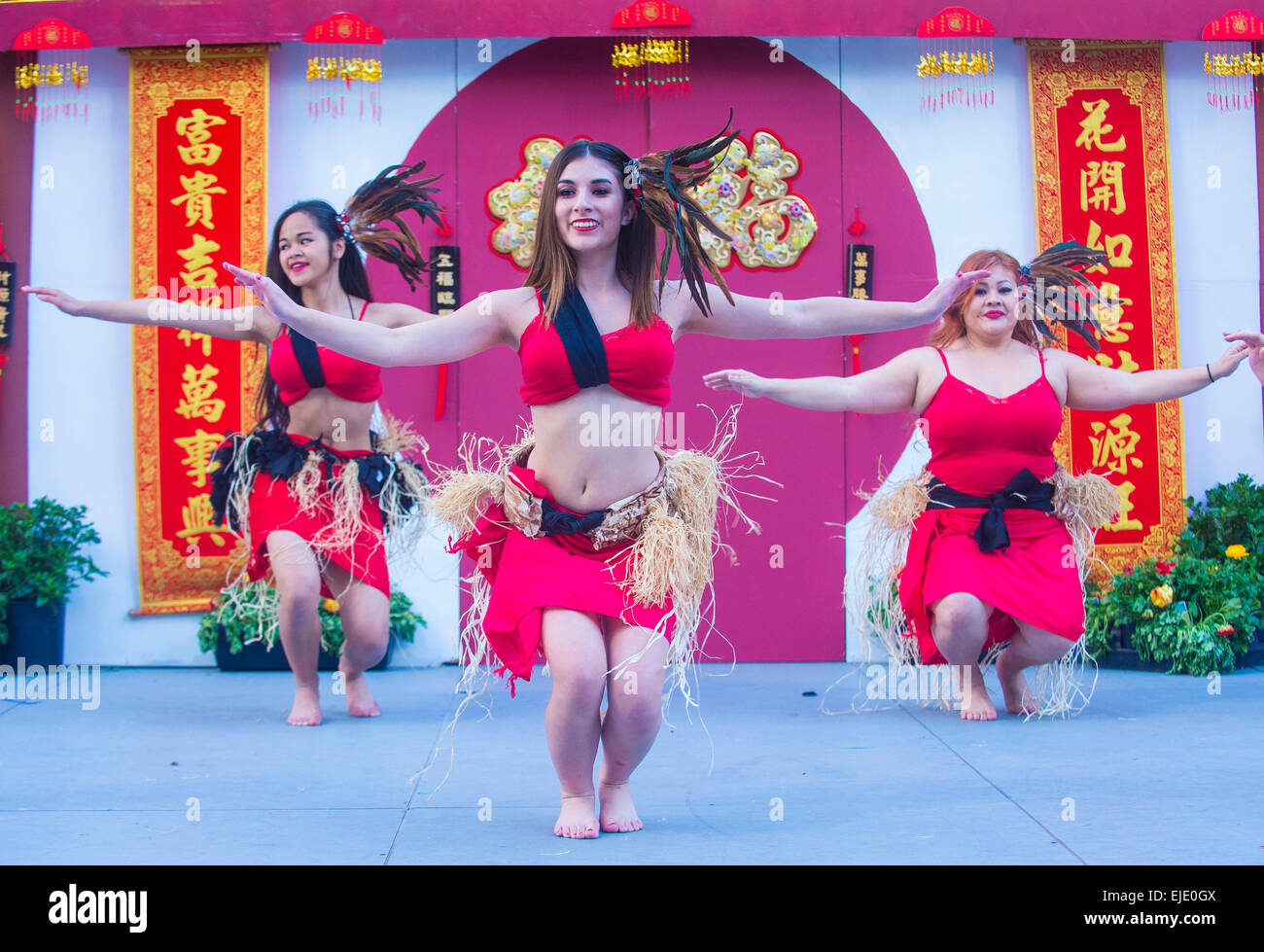 Les spectacles de danse folklorique Tahitienne au Nouvel An chinois qui a eu lieu à Las Vegas , Nevada Banque D'Images