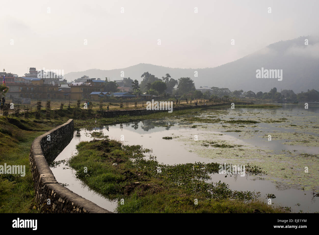 Dans Pokhara Lakeside Banque D'Images