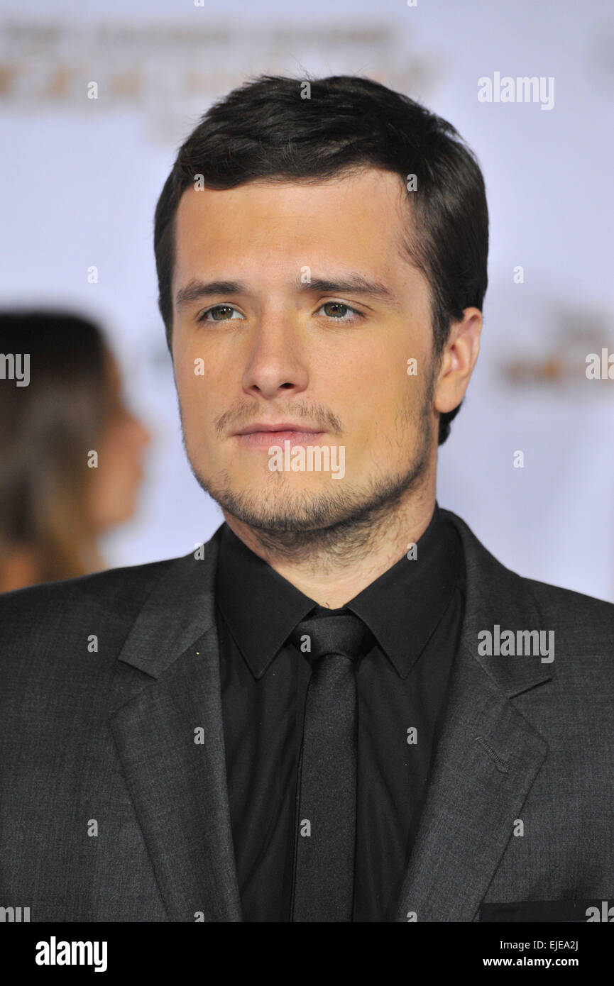 LOS ANGELES, CA - le 17 novembre 2014 : Josh Hutcherson au Los Angeles première de son film 'The Hunger Games : Clarak Part One' lors de la Nokia Theatre la vivre. Banque D'Images