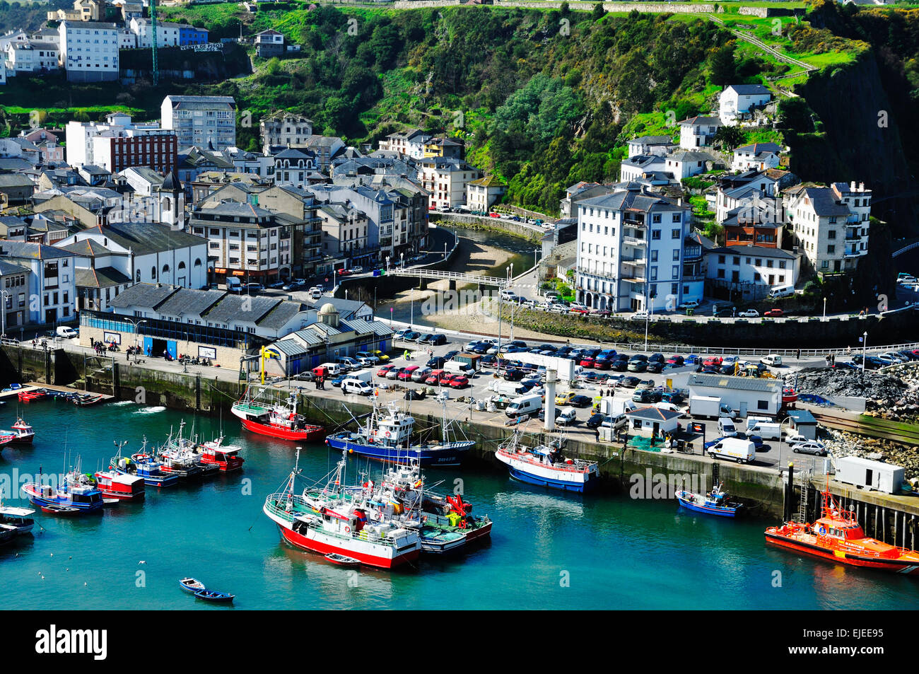 Luarca est la principale ville dans la municipalité de Valdés dans les Asturies, Espagne Banque D'Images