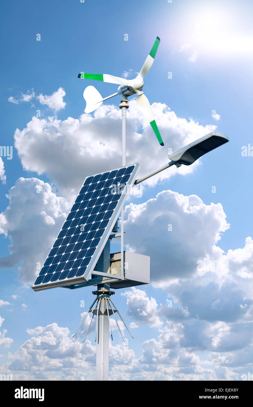 L'énergie verte, infrastructure de l'énergie solaire et éolienne. Banque D'Images