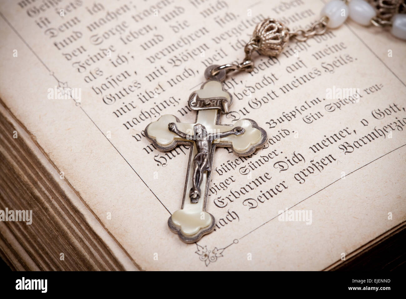 Lettres bibliques Banque de photographies et d’images à haute