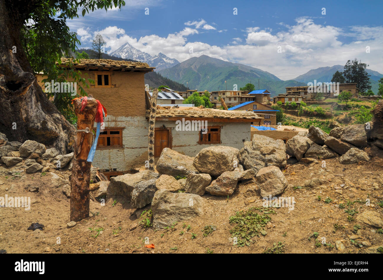 Vieux village pittoresque dans la région du Dolpo au Népal Banque D'Images