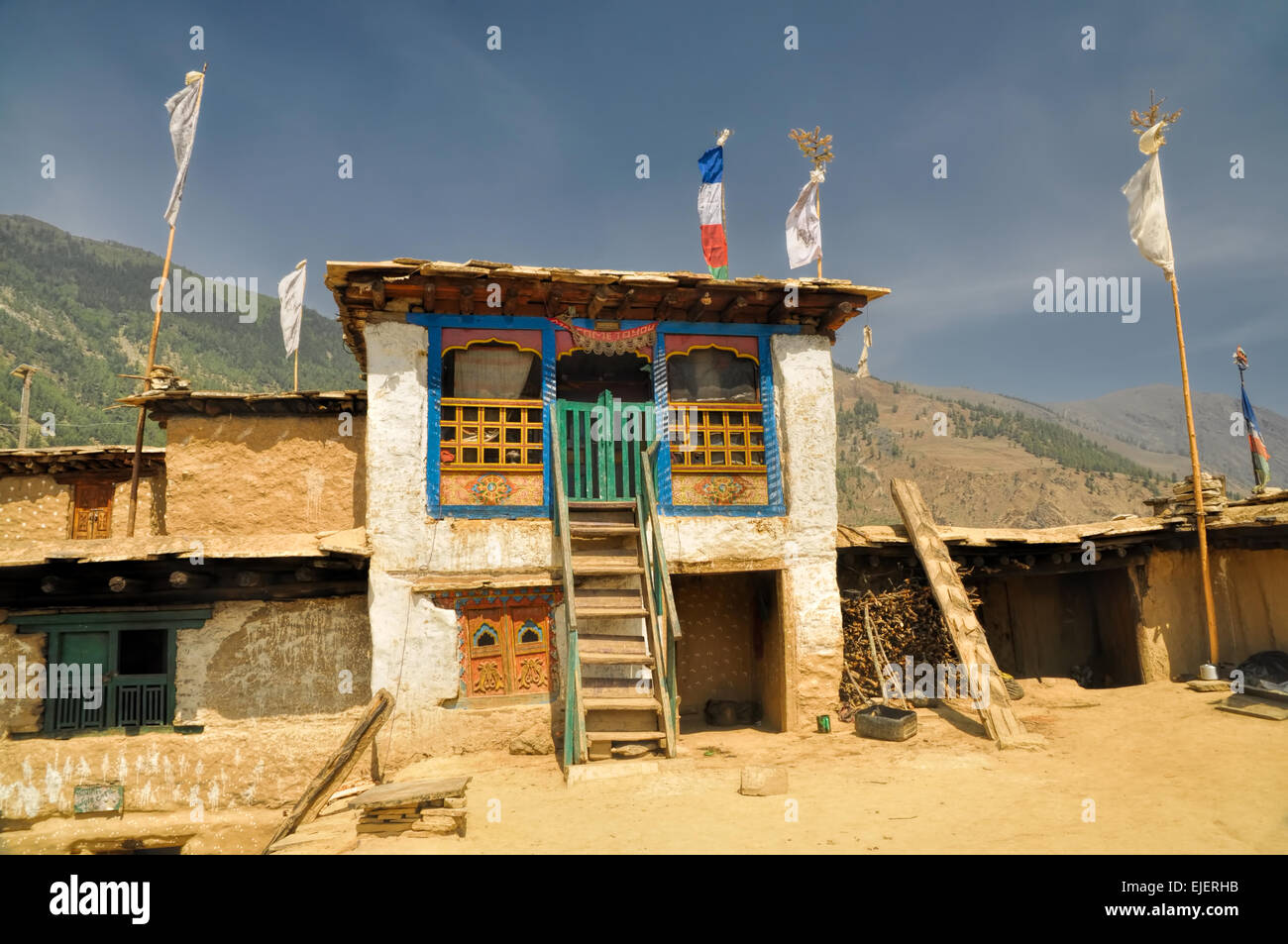 Vue pittoresque de vieille maison traditionnelle népalaise Banque D'Images