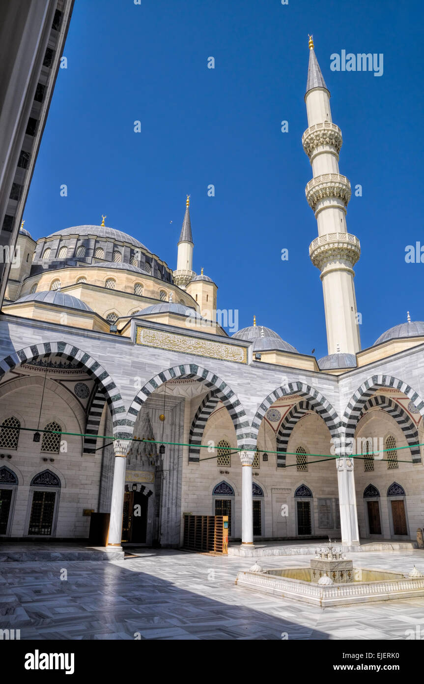 Mosquée à Achgabat, capitale du Turkménistan Banque D'Images