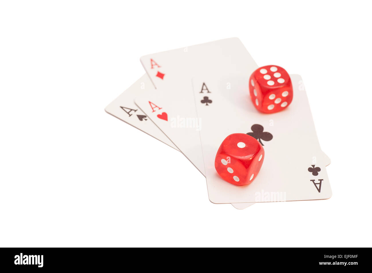 Red Casino Dice et quatre as Cartes à Jouer Banque D'Images