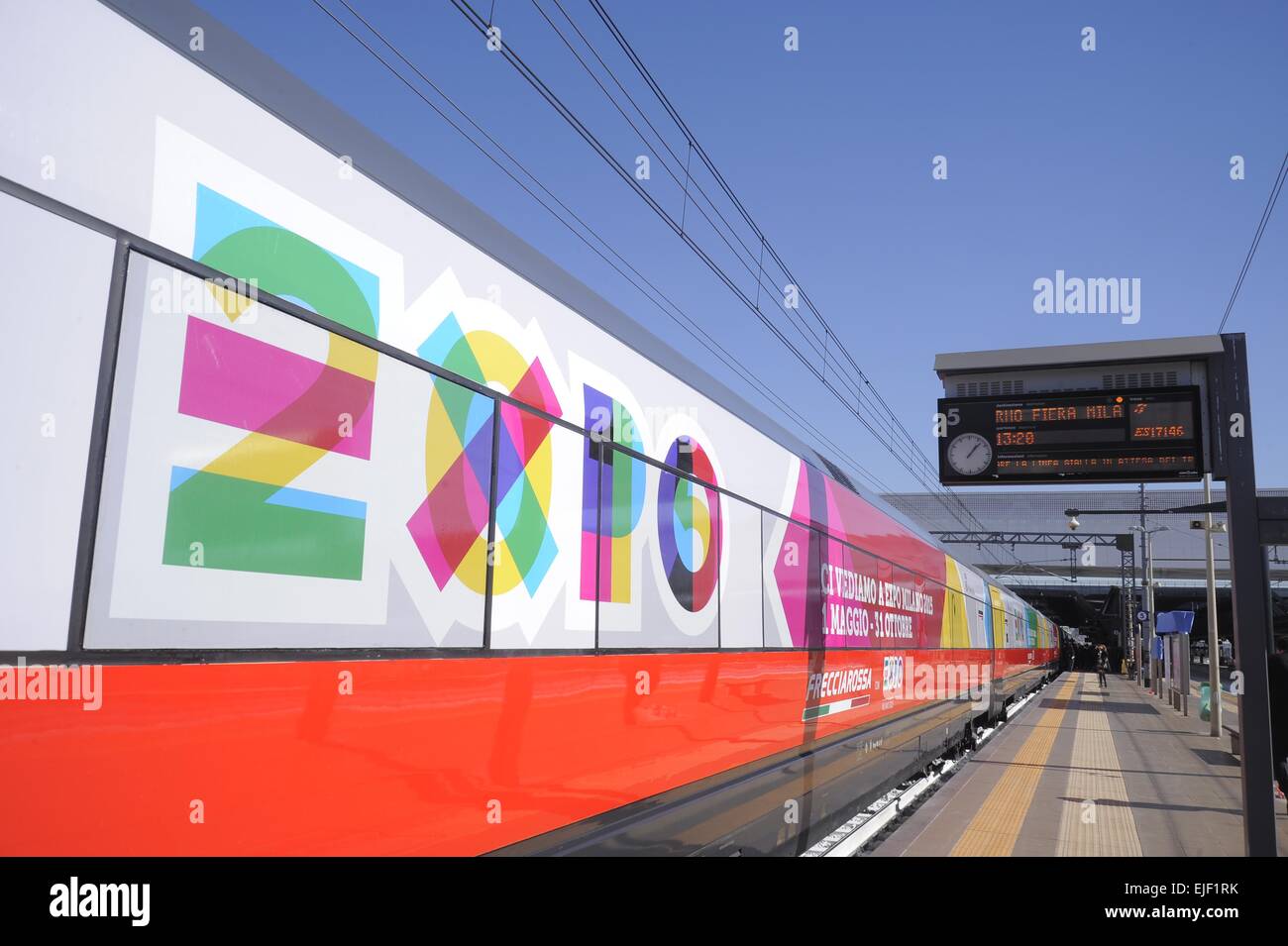 Milan, la liaison avec le train à grande vitesse dans le Frecciarossa Trenitalia Rho Fiera EXPO Universelle de 2015 Banque D'Images
