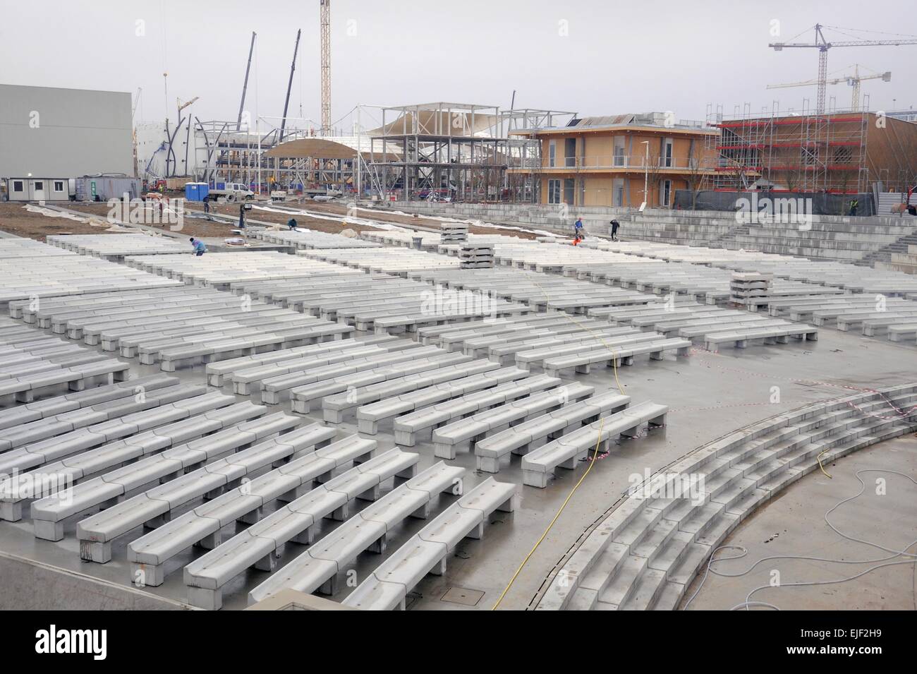 Milan (Italie), chantier de construction pour l'Exposition mondiale EXPO 2015, théâtre en plein air Banque D'Images