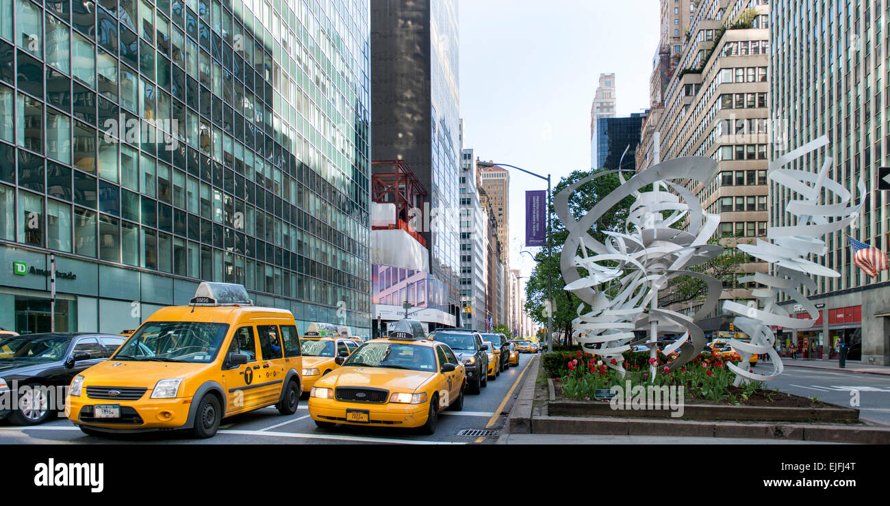 Trafic sur Park Avenue, Manhattan, New York City, New York State, USA Banque D'Images