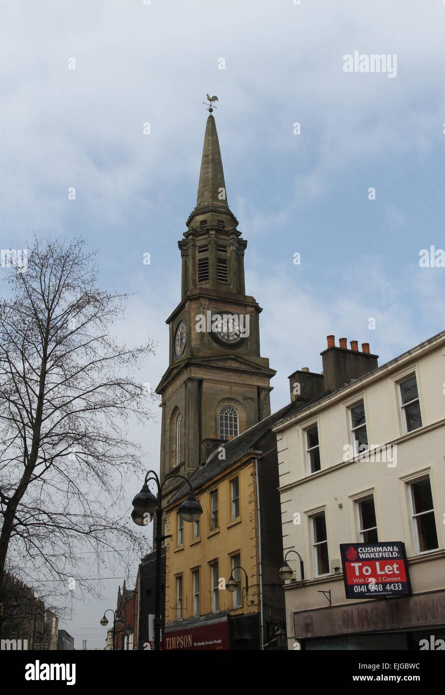 Scène de rue de Falkirk avec le clocher de l'Écosse en mars 2015 Banque D'Images