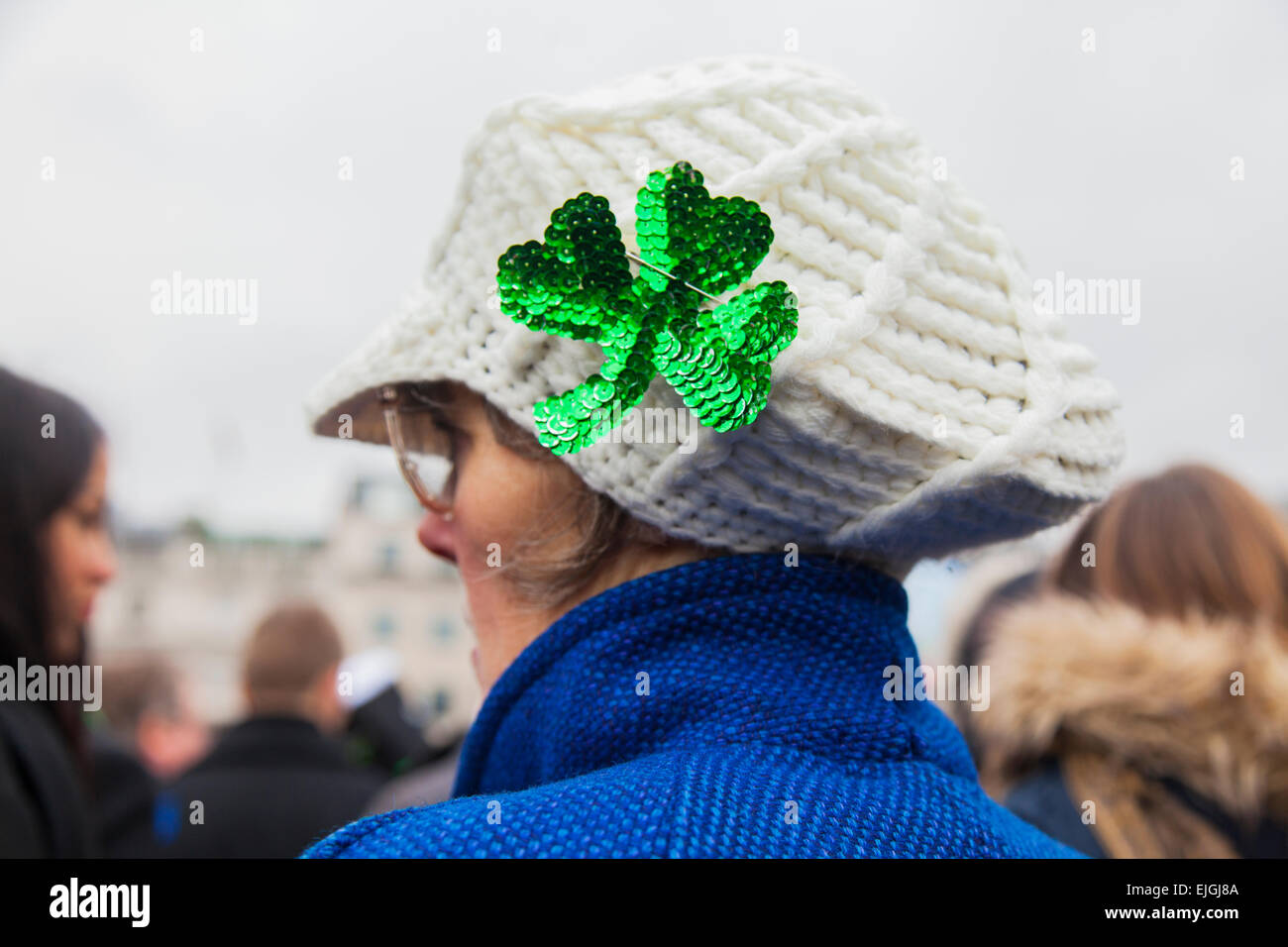 Londres, Royaume-Uni. 15 mars, 2015. St Patrick Day Parade et festival à Trafalgar Square. Banque D'Images