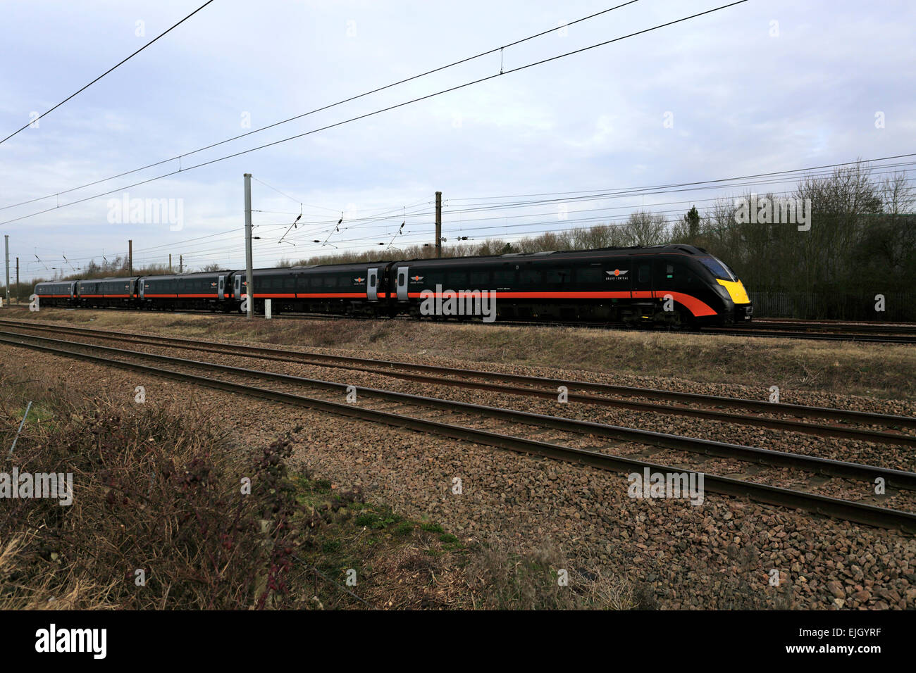 180 classe Zephyr, Grand Central société d'exploitation des trains à grande vitesse, trains diesel, East Coast Main Line Railway, Peterborough, Banque D'Images