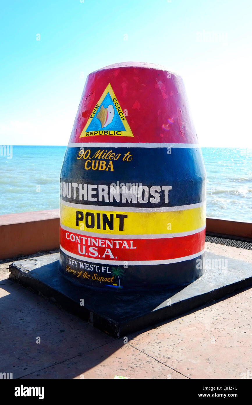 Southernmost Point monument situé à Key West en Floride Floride destination pour les Caraïbes de l'ouest de Tampa Crusie Banque D'Images