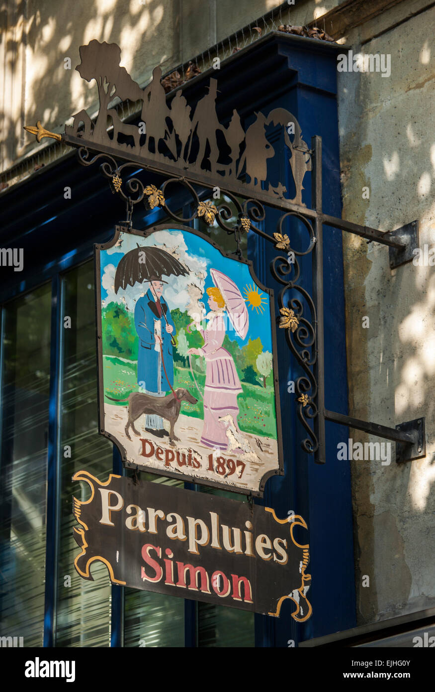 Boutique parapluie, Paris, France Photo Stock - Alamy