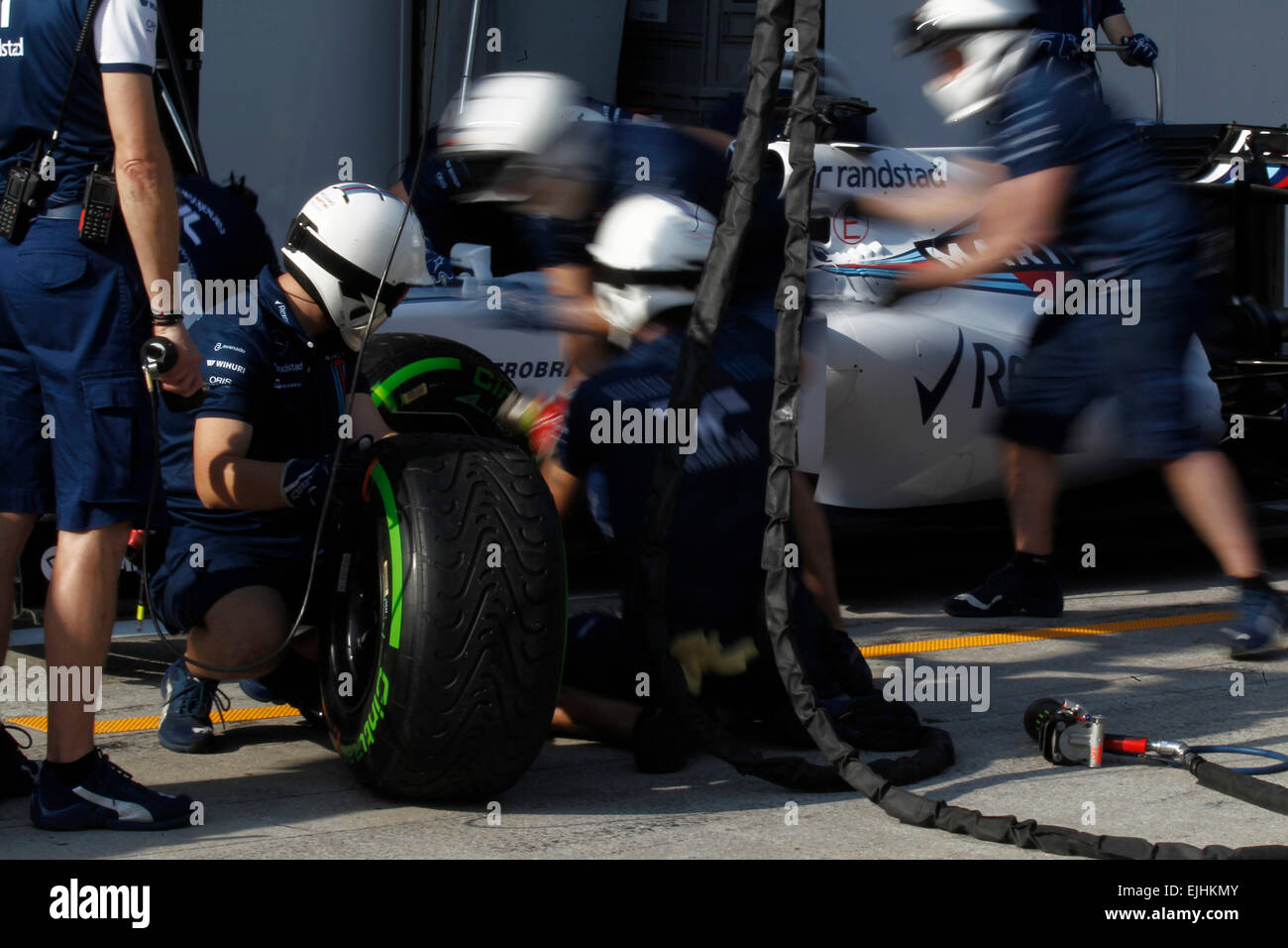 Sport Automobile : Championnat du Monde de Formule 1 de la FIA 2015, Grand Prix de Malaisie, pit stop formation, Williams Martini Racing Banque D'Images