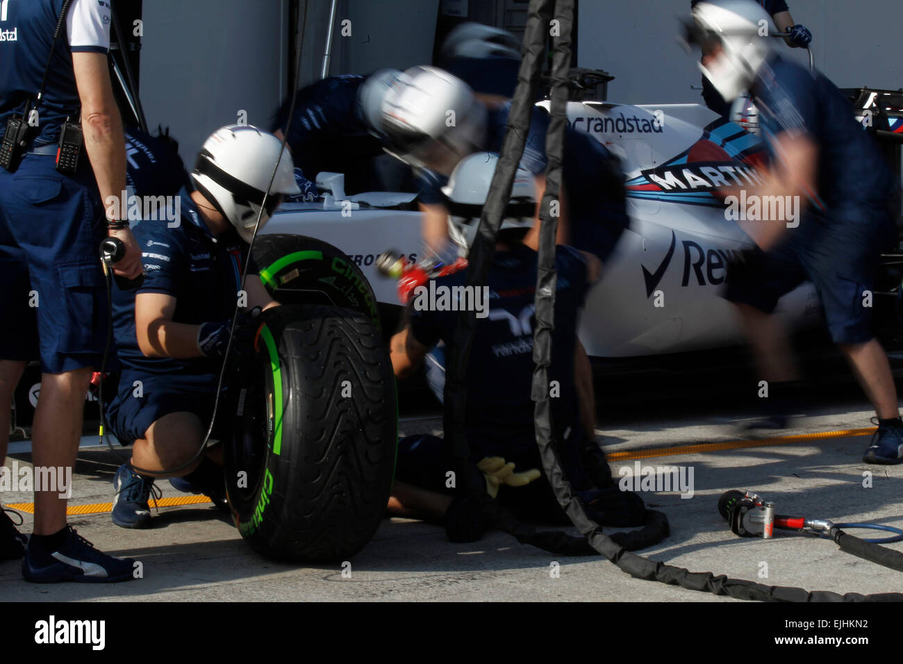 Sport Automobile : Championnat du Monde de Formule 1 de la FIA 2015, Grand Prix de Malaisie, pit stop formation, Williams Martini Racing Banque D'Images