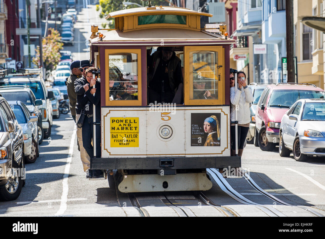 Équitation le téléphérique sur les collines de San Francisco, Californie, USA Banque D'Images