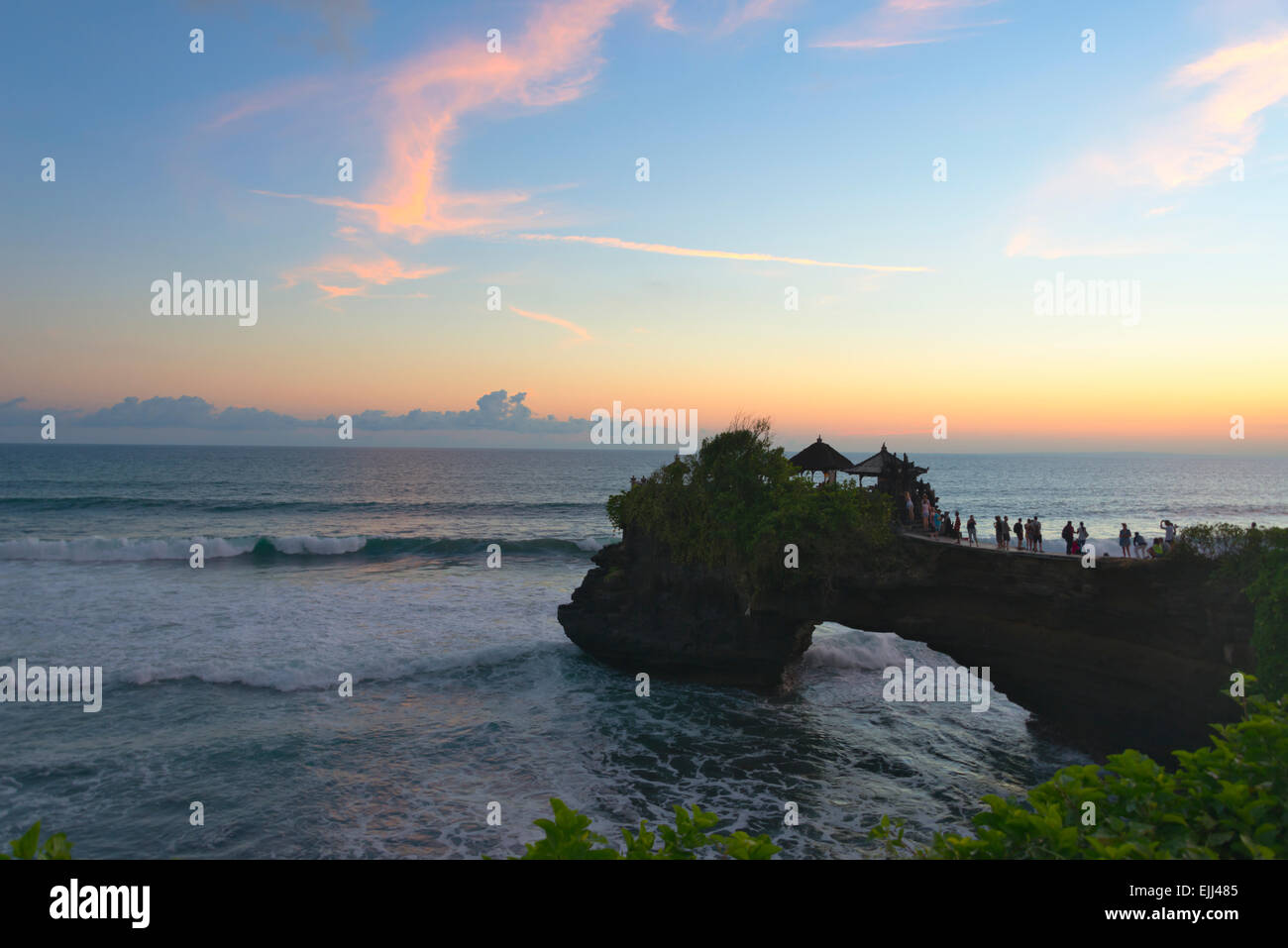 Tanah Lot. L'île de Bali, Indonésie Banque D'Images