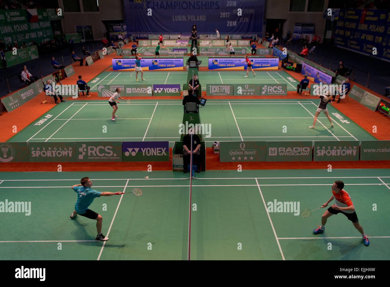 Lubin, Pologne. Mar 27, 2015. Tournoi de badminton en équipe lors des Championnats d'Europe Junior 2015. Crédit : Piotr Dziurman Match/Alamy Live News Banque D'Images