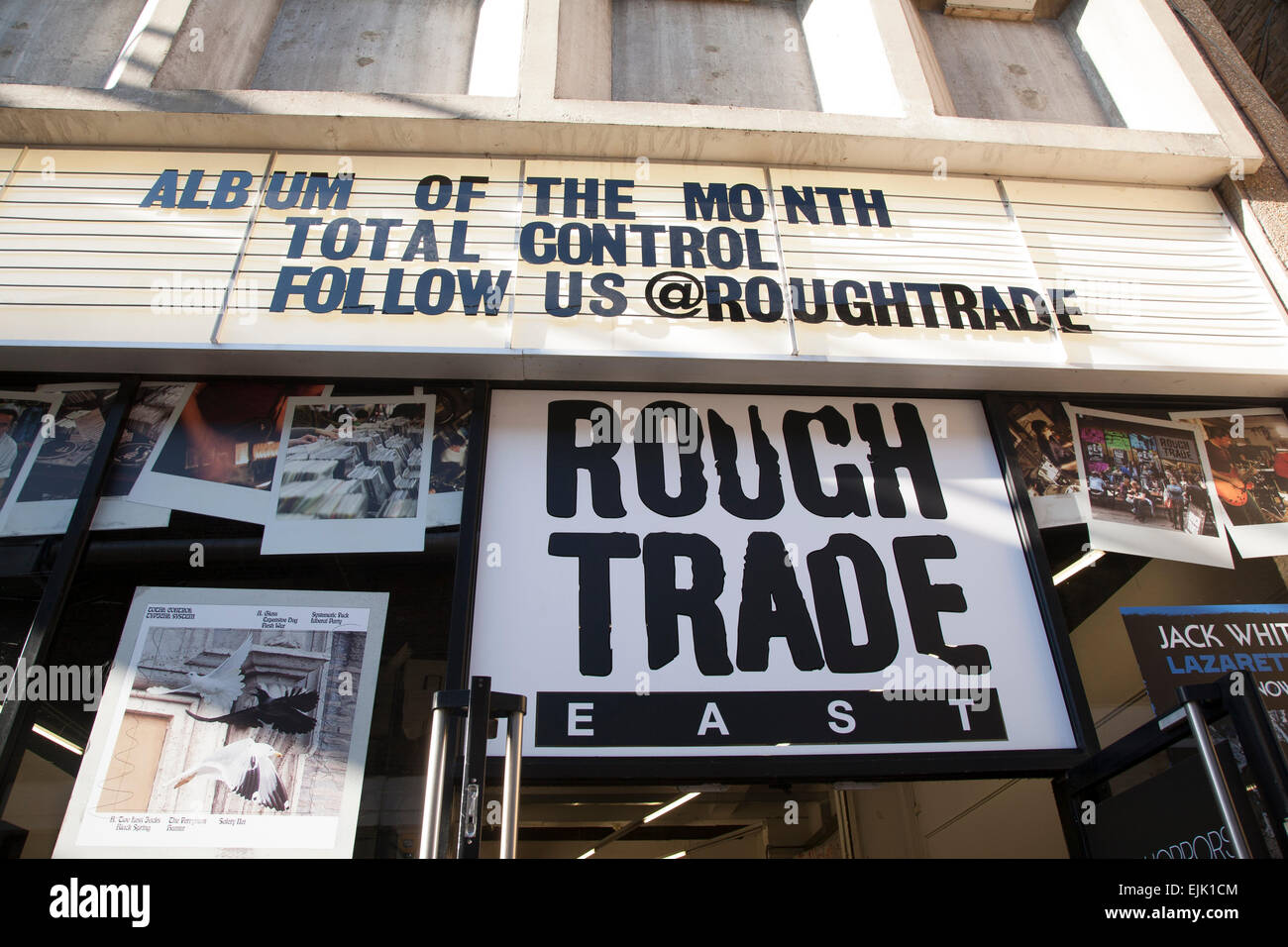 Rough Trade East Record Shop ; Dray à pied ; Brick Lane, Spitalfields, Londres Banque D'Images