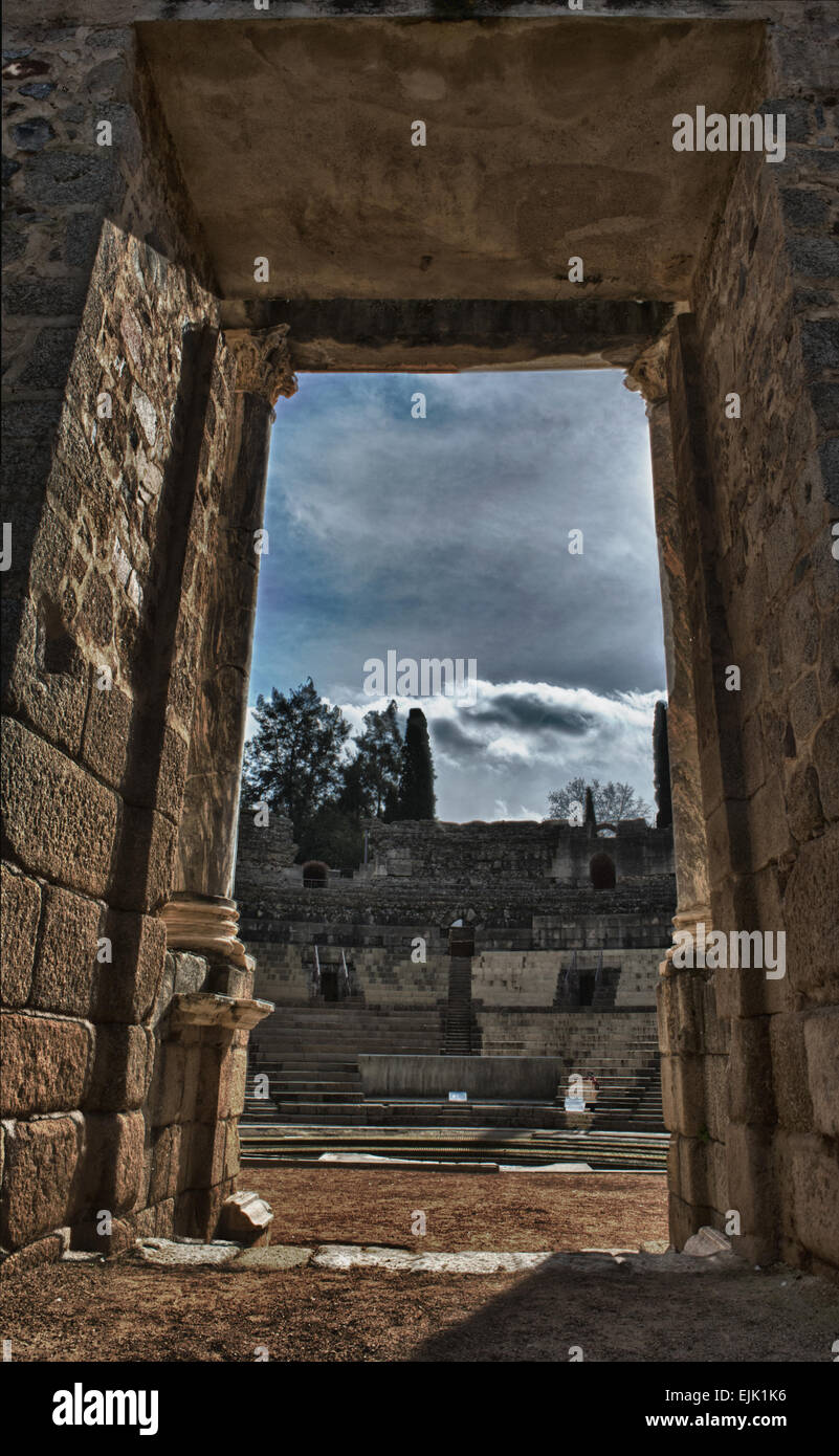 Théâtre romain, situé dans l'ensemble archéologique de Mérida, l'un des plus grands et des plus vastes sites archéologiques en S Banque D'Images