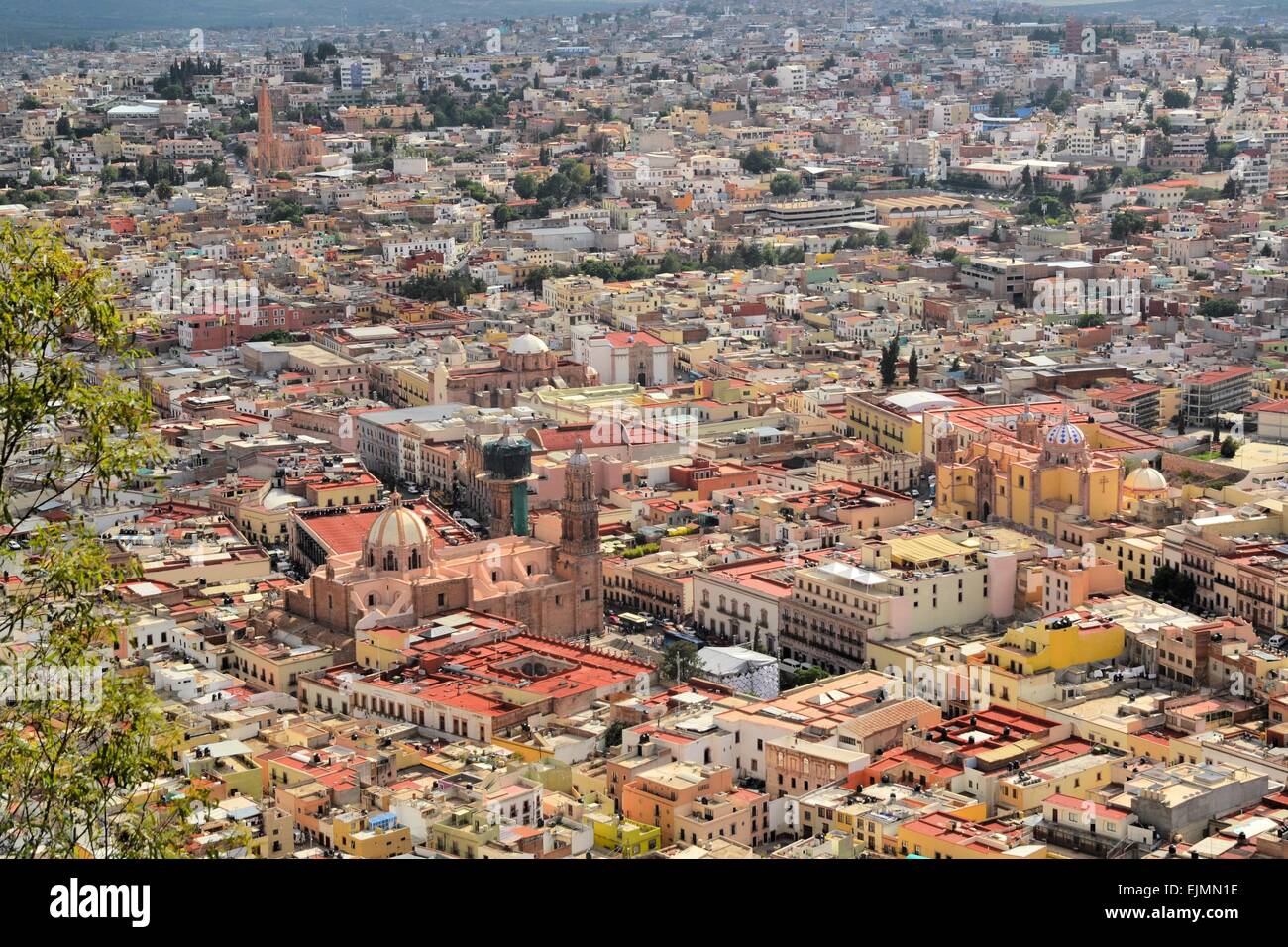 Vue aérienne de Zacatecas, Mexique, ville coloniale colorée Banque D'Images