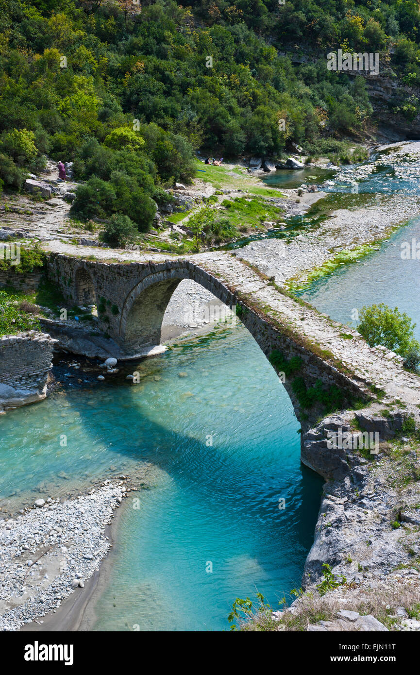 Pont Romain de Benja voyage river Shkumbin, des Balkans, de l'Albanie Banque D'Images