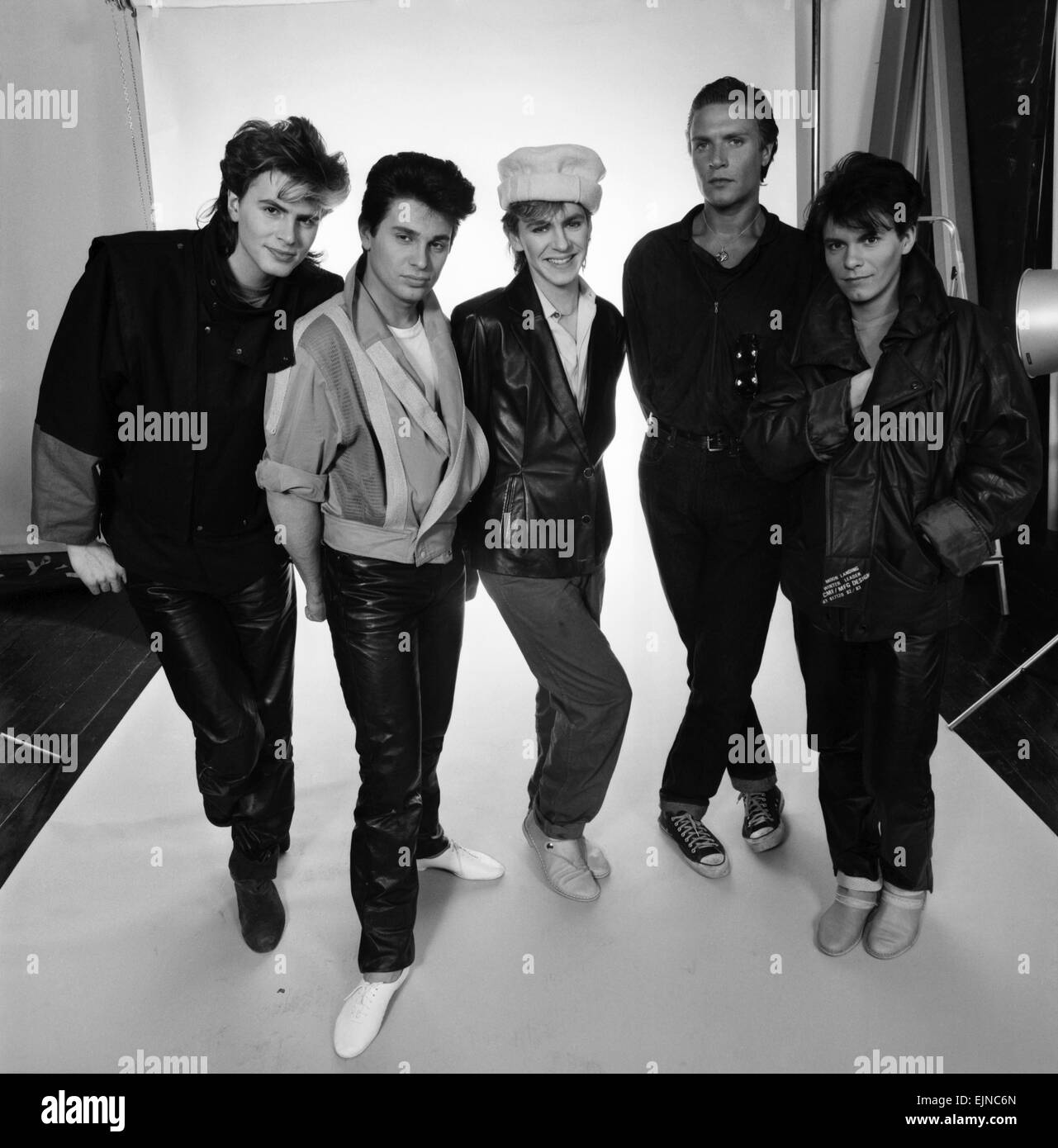 Duran Duran posent exclusivement pour le Miroir Rock et Pop Awards. 3e février 1983. Banque D'Images