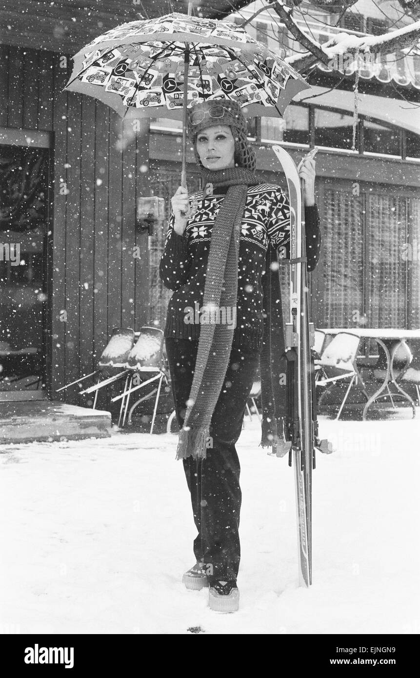 Sophia Loren vu ici sur l'emplacement en Autriche pendant le tournage du film MGM Laiton ' ' Cible 2 Avril 1978 Banque D'Images