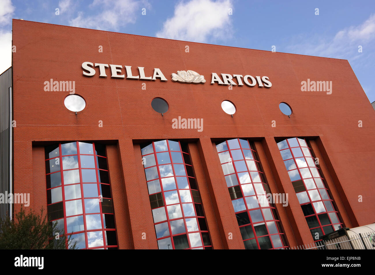 LEUVEN, BELGIQUE - OCTOBRE 2014 brasserie Stella Artois Leuven dans le cadre d'Anheuser-Busch InBev. Banque D'Images