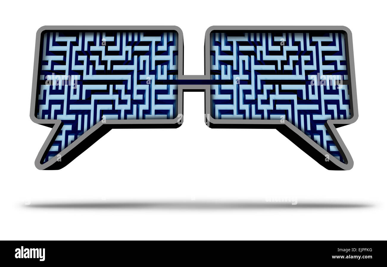 Solution de médias sociaux Groupe comme deux bulles faite avec un labyrinthe ou motif labyrinthe reliés ensemble comme un succès de communication concept sur un fond blanc. Banque D'Images