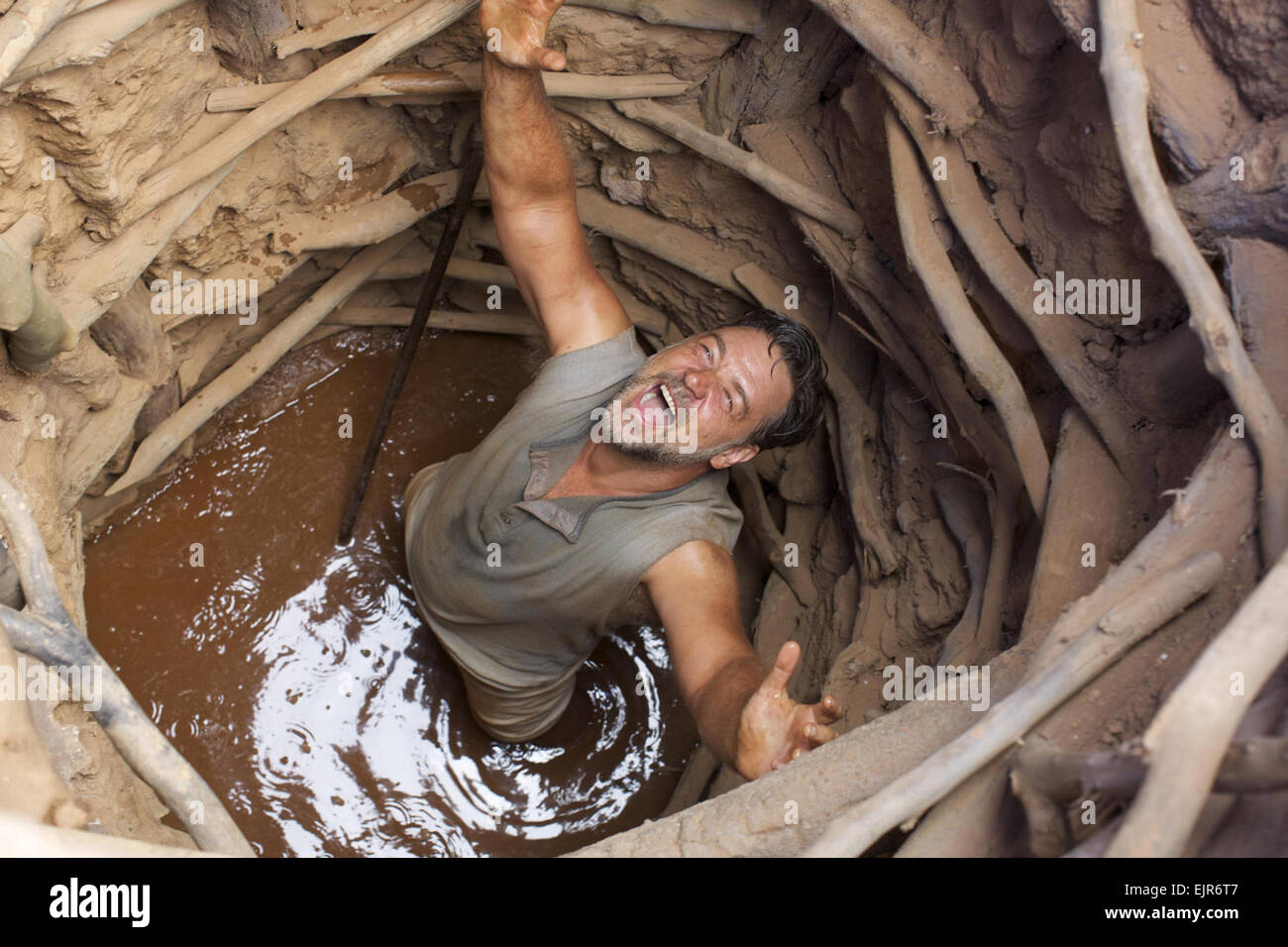 L'eau Devin (publié en Turquie en tant que fils Umut ou le dernier espoir) est un film de fiction dramatique historique réalisé par Russell Crowe. Le scénario, écrit par Andrew Anastasios et Andrew Knight, est basé sur le livre du même nom, écrit par Andrew Anastasios et Dr Meaghan Wilson-Anastasios. Banque D'Images