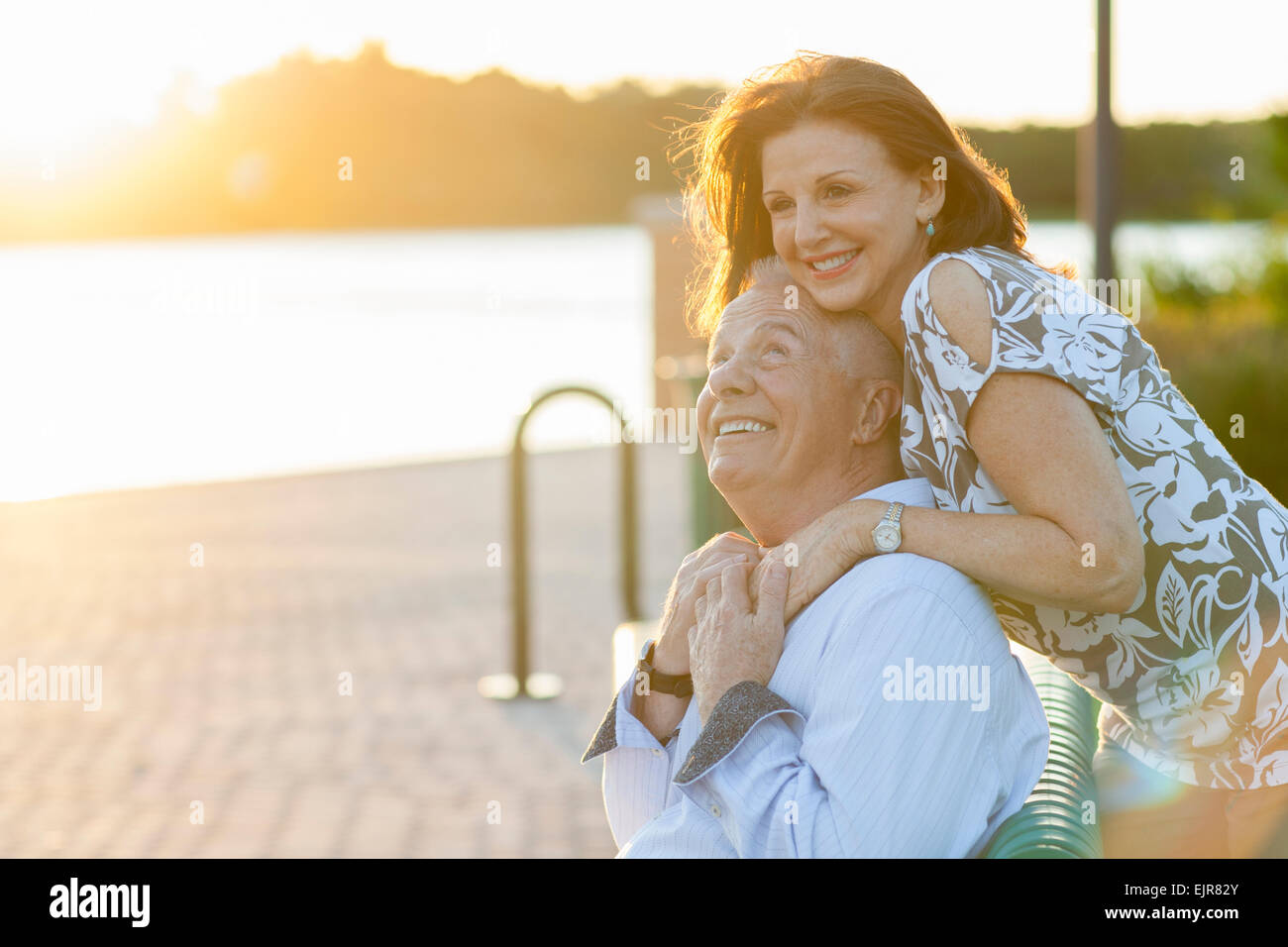 Older Caucasian woman smiling outdoors Banque D'Images