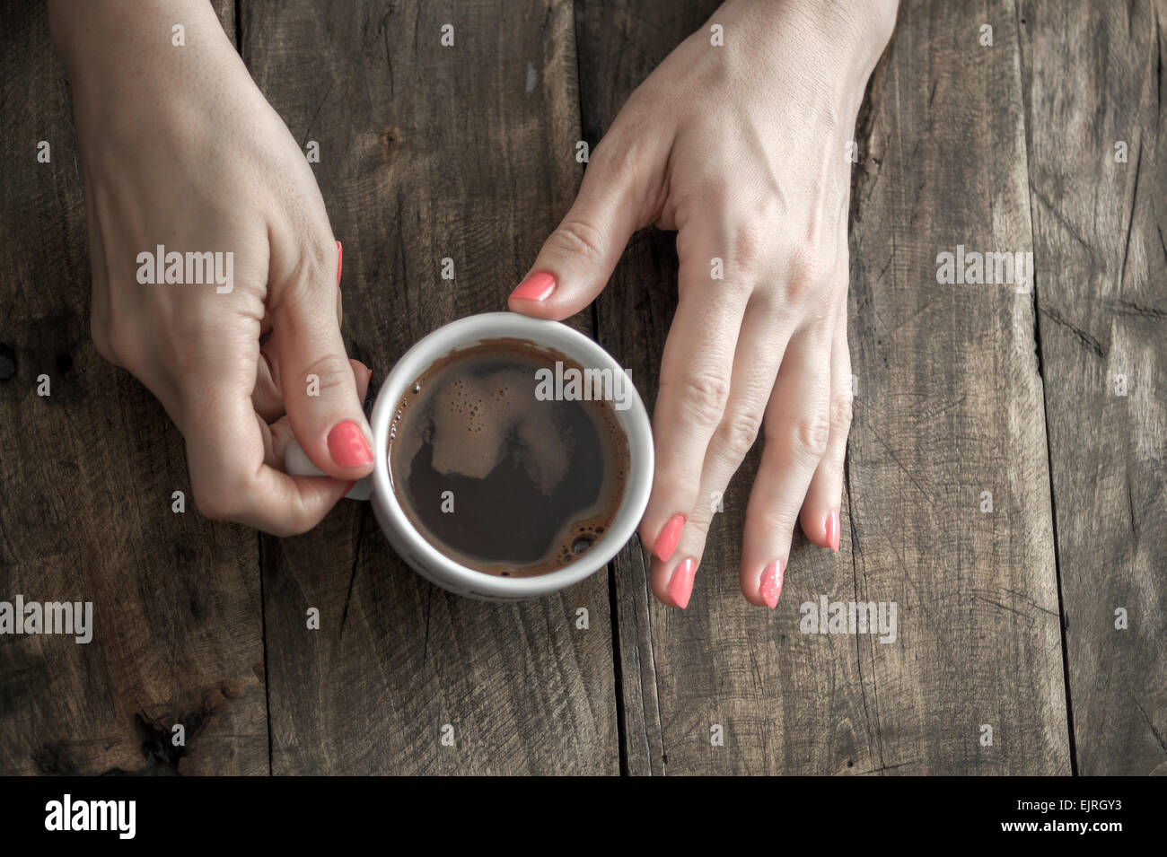Tasse de café de femmes, d'en haut Banque D'Images