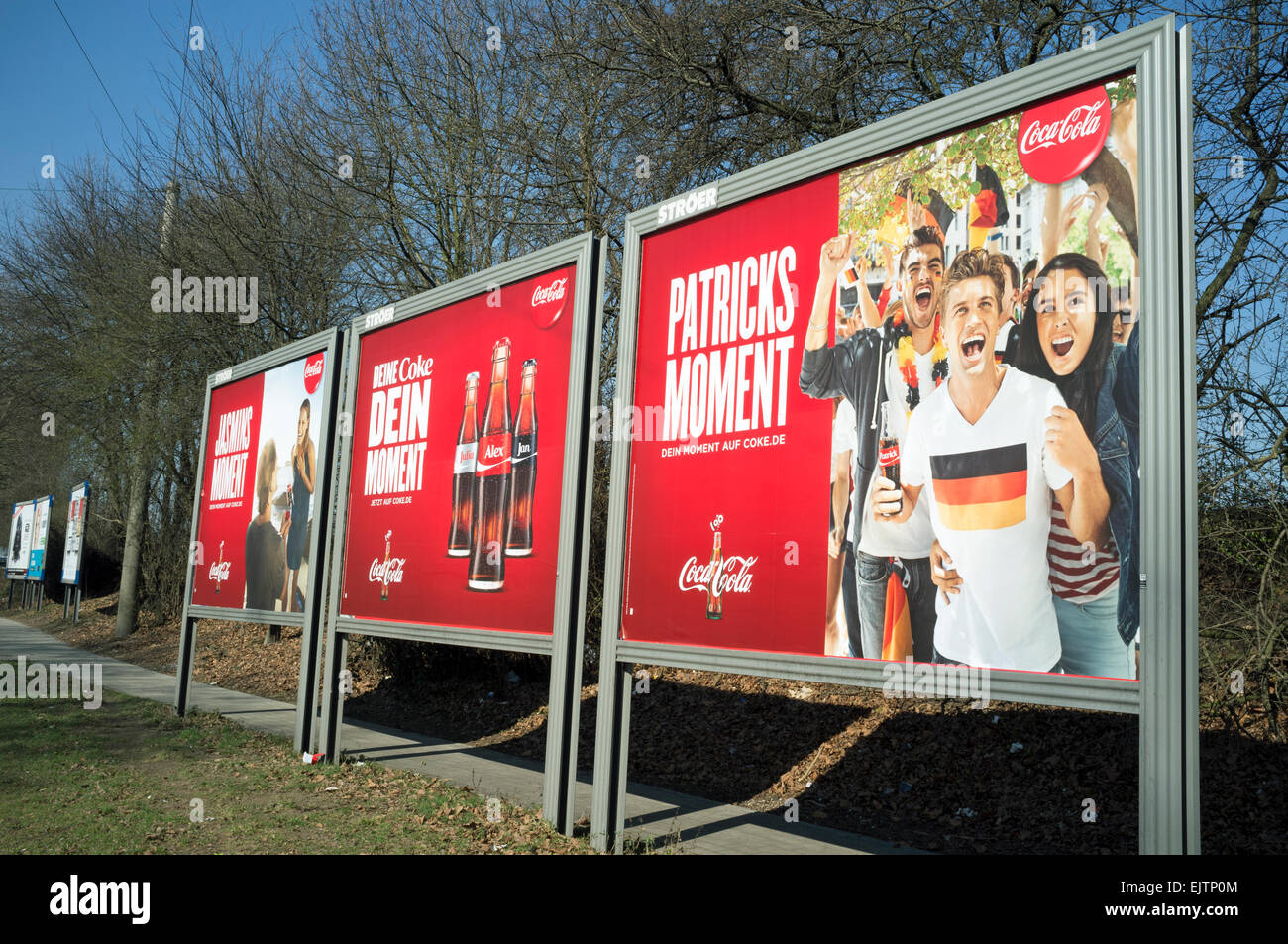 Coca Cola billboard annonces Allemagne Banque D'Images