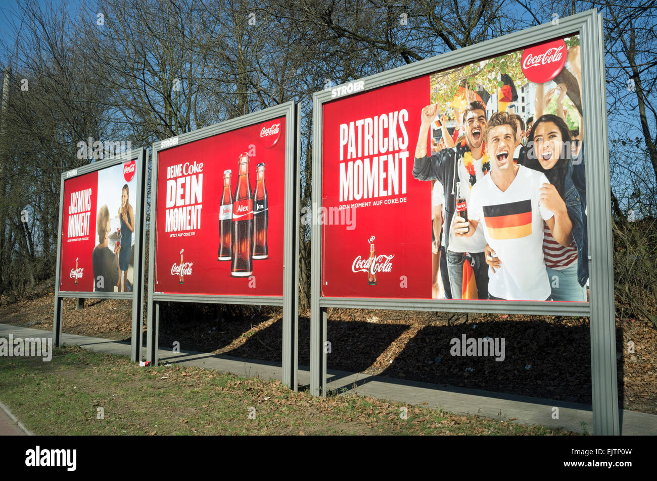 Coca Cola billboard annonces Allemagne Banque D'Images