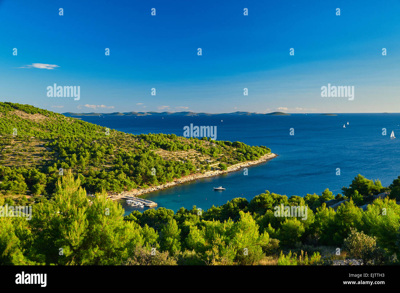 Petit lagon de l'île de Brac en Croatie Banque D'Images