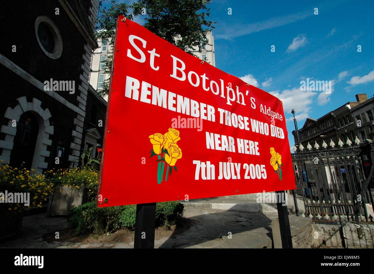 Eglise St Botolph se rappelle les victimes de l'attaque terroriste de métro Aldgate le 7 juillet 2005, Londres, Angleterre - 28 août 2005 Banque D'Images