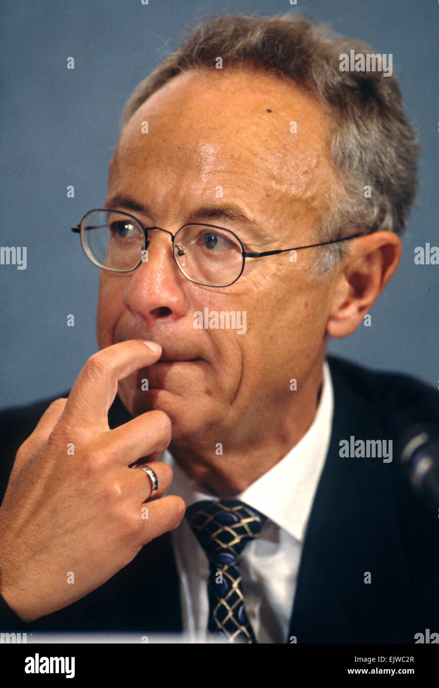 Pdg de Intel Corporation Andrew Grove pendant un événement technologique au National Press Club le 4 juin 1997 à Washington, DC. Banque D'Images