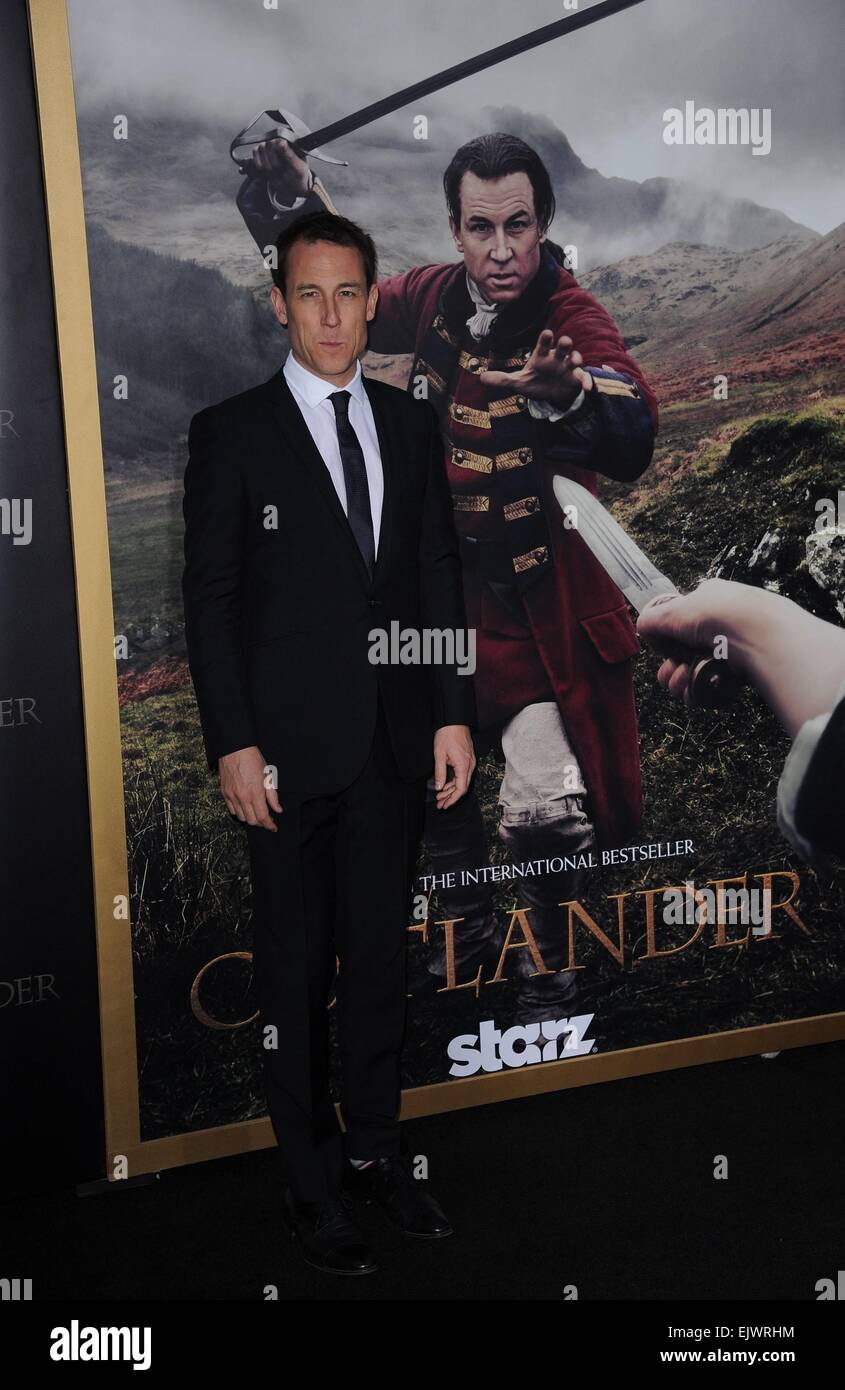 New York, NY, USA. 1er avril 2015. Tobias Menzies aux arrivées d'OUTLANDER, Premiere mi-saison Ziegfeld Theatre, New York, NY Avril 1, 2015. Credit : Kristin Callahan/Everett Collection/Alamy Live News Banque D'Images
