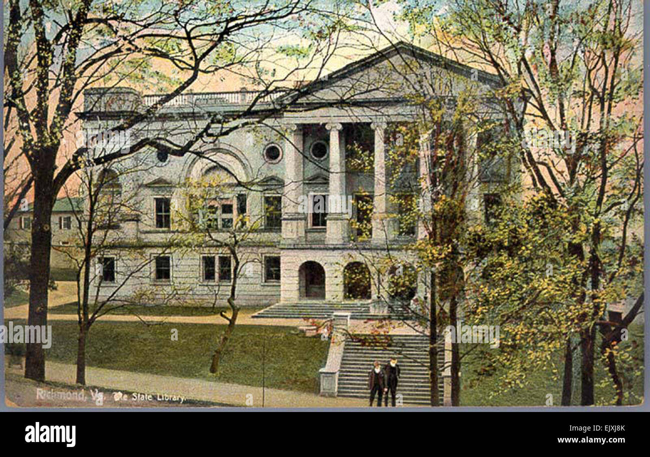 Une collection de plus de 600 cartes postales anciennes du début du XXe siècle Richmond, en Virginie, mettant en valeur l'architecture et la vie sociale de l'époque. Banque D'Images
