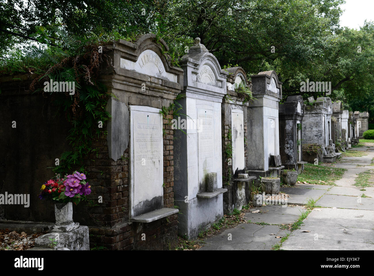 La Fayette aucun cimetière cimetière cimetière 1 morts au-dessus du sol de la nouvelle orléans inhumation crypte catholique tombe tombes cimetière RU USA Banque D'Images