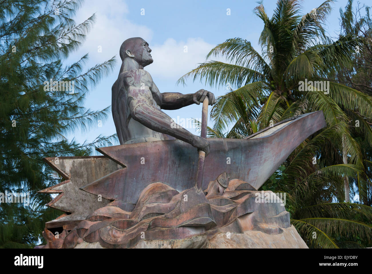 Statue de chef Gadao, Saulaglula Beach Park, Guam, USA Banque D'Images