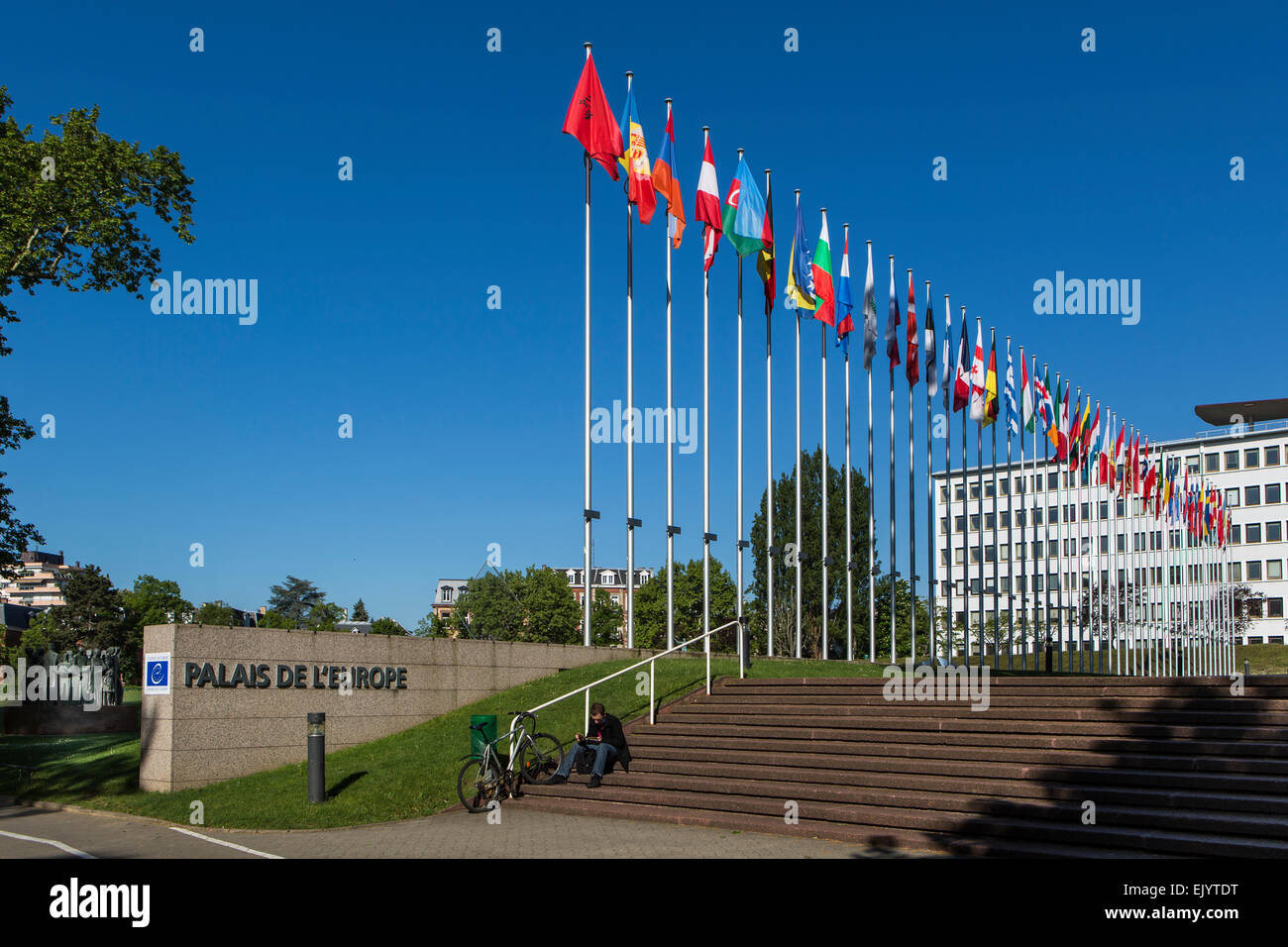 Motifs de l'extérieur et siège du Conseil de l'Europe à Strasbourg, France Banque D'Images