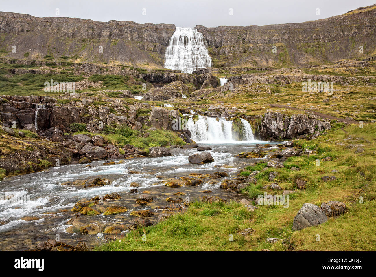 Vue de la cascade de Dynjandi Westfjords de l'Islande. Banque D'Images