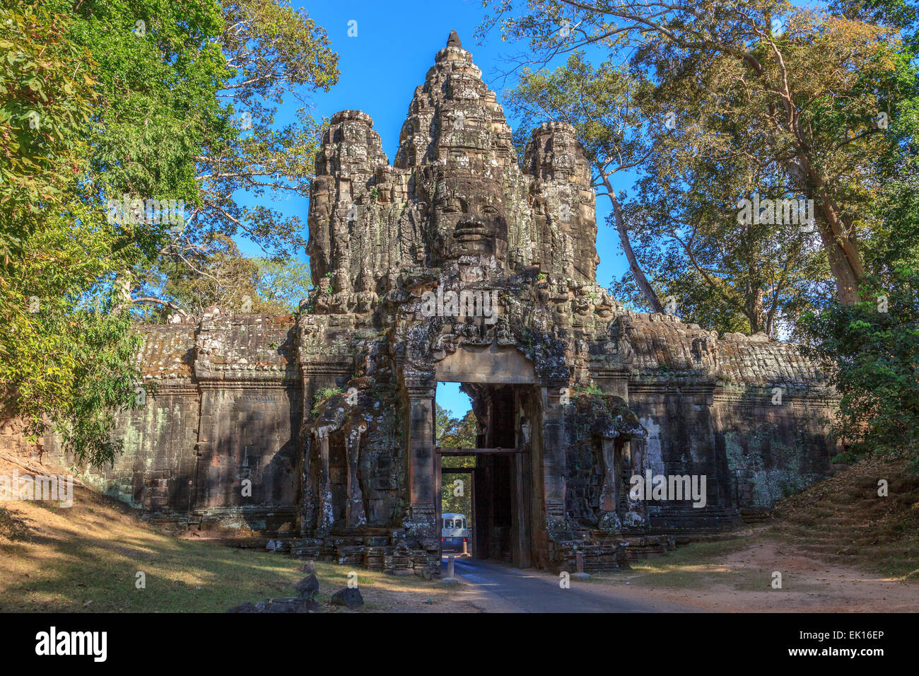 À la porte du temple d'Angkor Thom, Angkor Wat, au Cambodge Banque D'Images