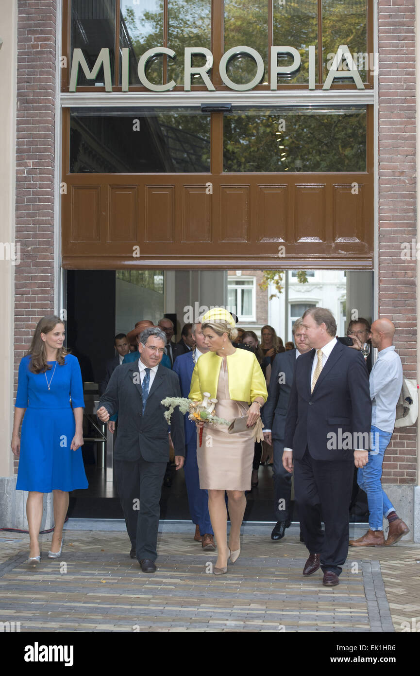 Reine maxima de l'ouverture d'un nouveau micro-organisme à Micropia musée Zoo Artis. Comprend : Reine Maxima Où : Amsterdam, Pays-Bas Quand : 30 mai 2014 Banque D'Images