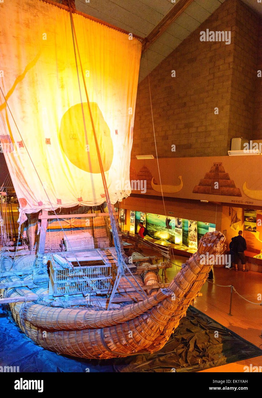 Radeau de papyrus Ra II, ont traversé l'Océan atlantique du Maroc à la Barbade en 1970 par l'explorateur norvégien, Thor Heyerdahl. Banque D'Images