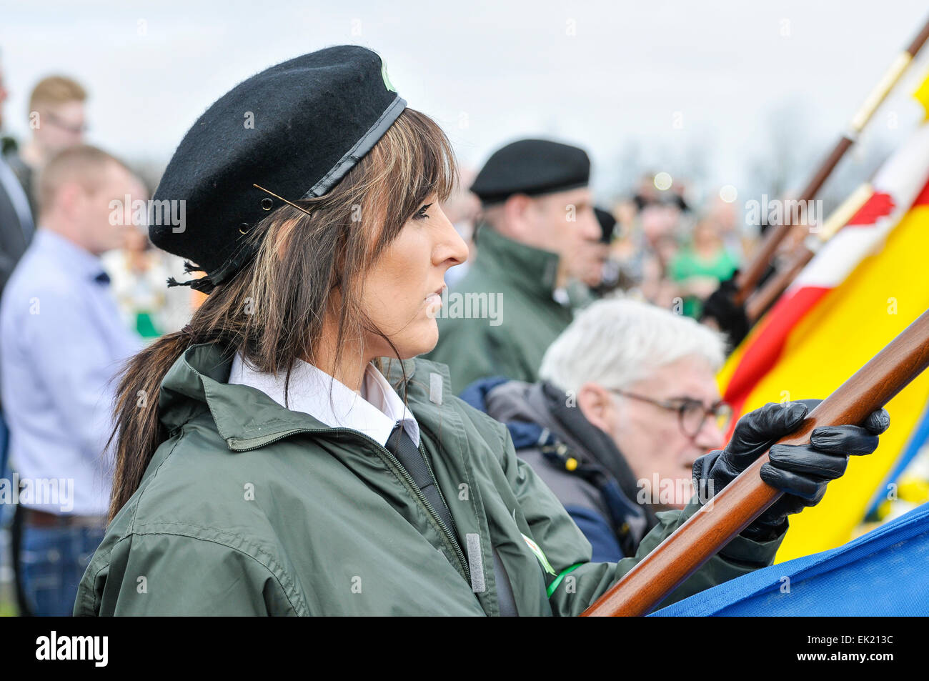 Belfast, en Irlande du Nord, Royaume-Uni. 5 avril, 2015. Tombes National Association et le Sinn Fein commémorer le 99e anniversaire de l'Insurrection de Pâques en Irlande, Belfast Crédit : Stephen Barnes/Alamy Live News Banque D'Images